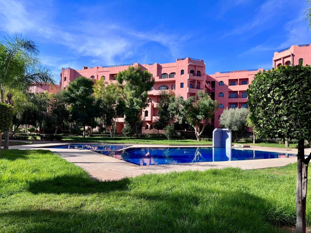 Apartment Rentsuite Premium Village 3 Luxurious With Multiple Swimming Pools